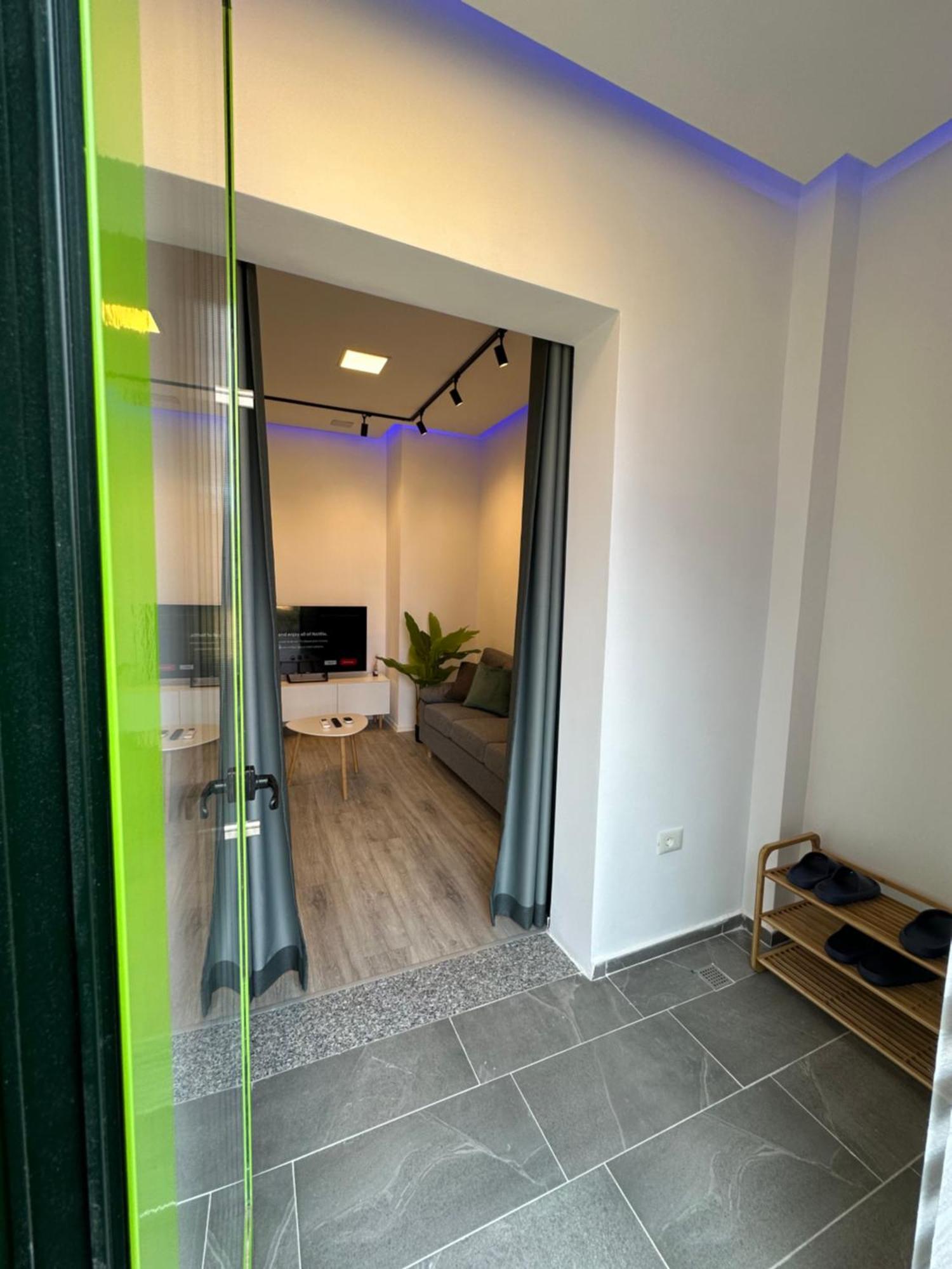 Sunflower Apartment Tirana Buitenkant foto