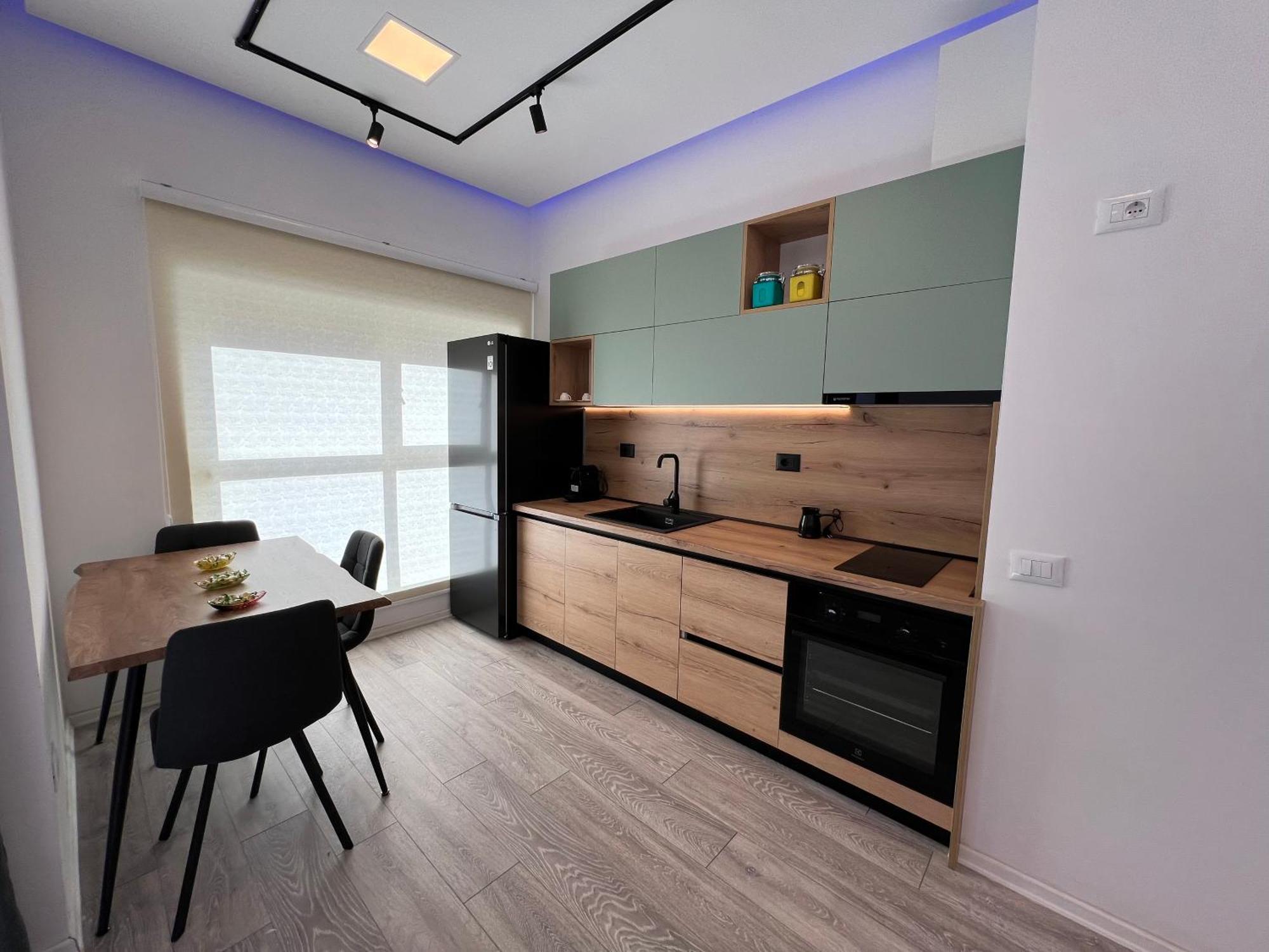 Sunflower Apartment Tirana Buitenkant foto