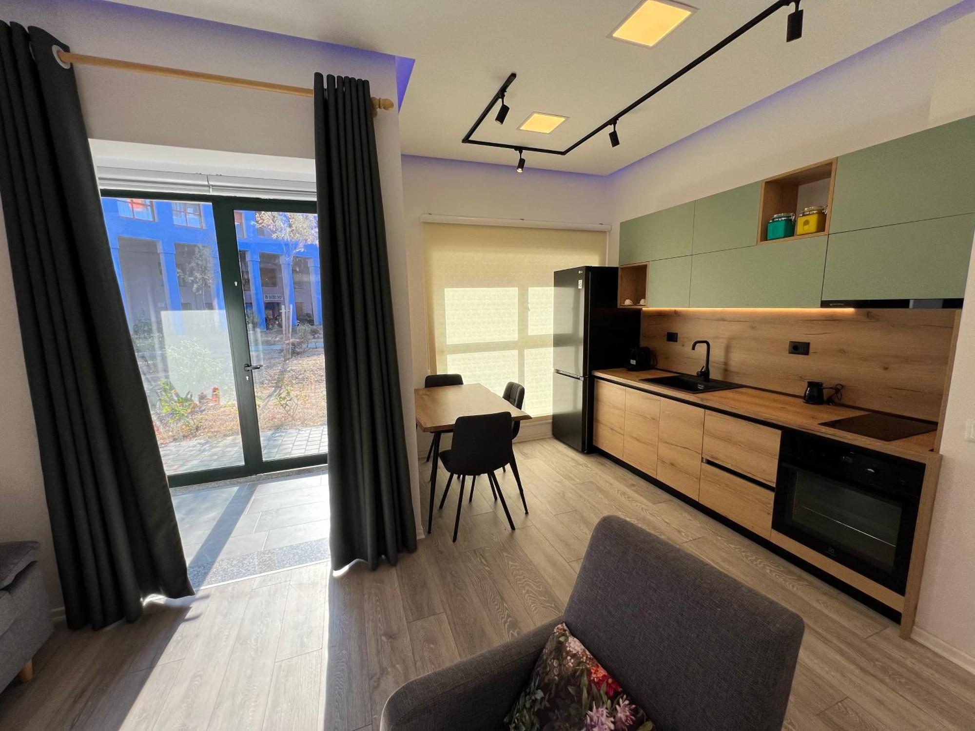 Sunflower Apartment Tirana Buitenkant foto